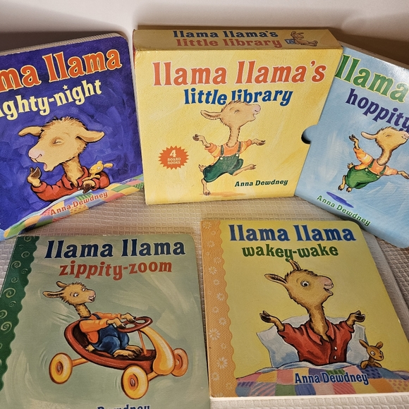 Llama Llama's Little Library - Picture 4 of 6